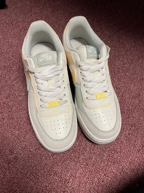 Nike Air Force 1 Shadows